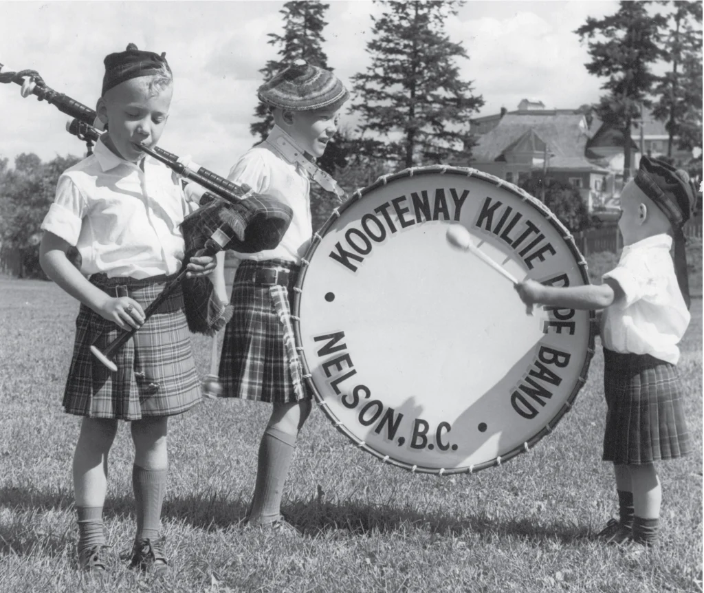 Kiltie Band Nelson
