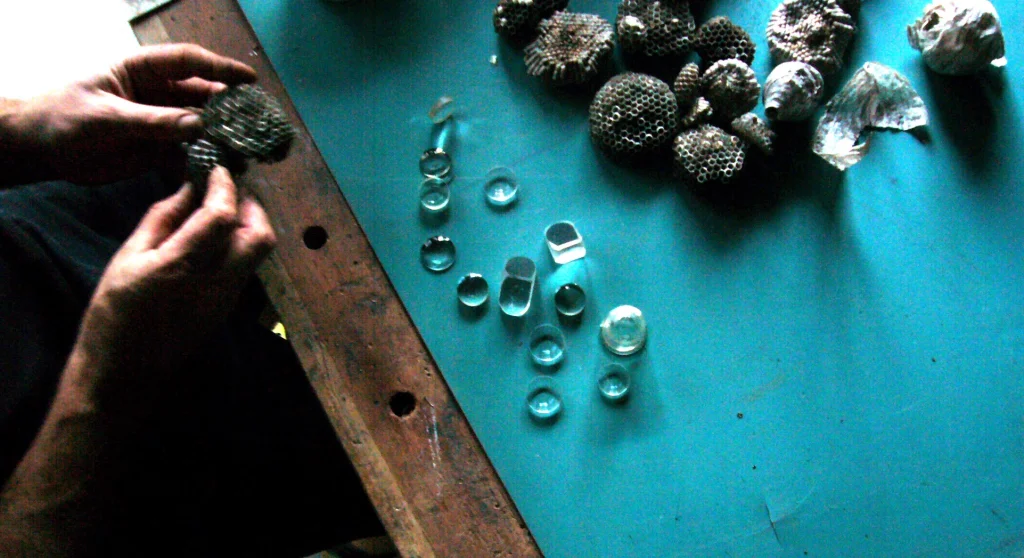 Carl Schlichting at work in the studio.